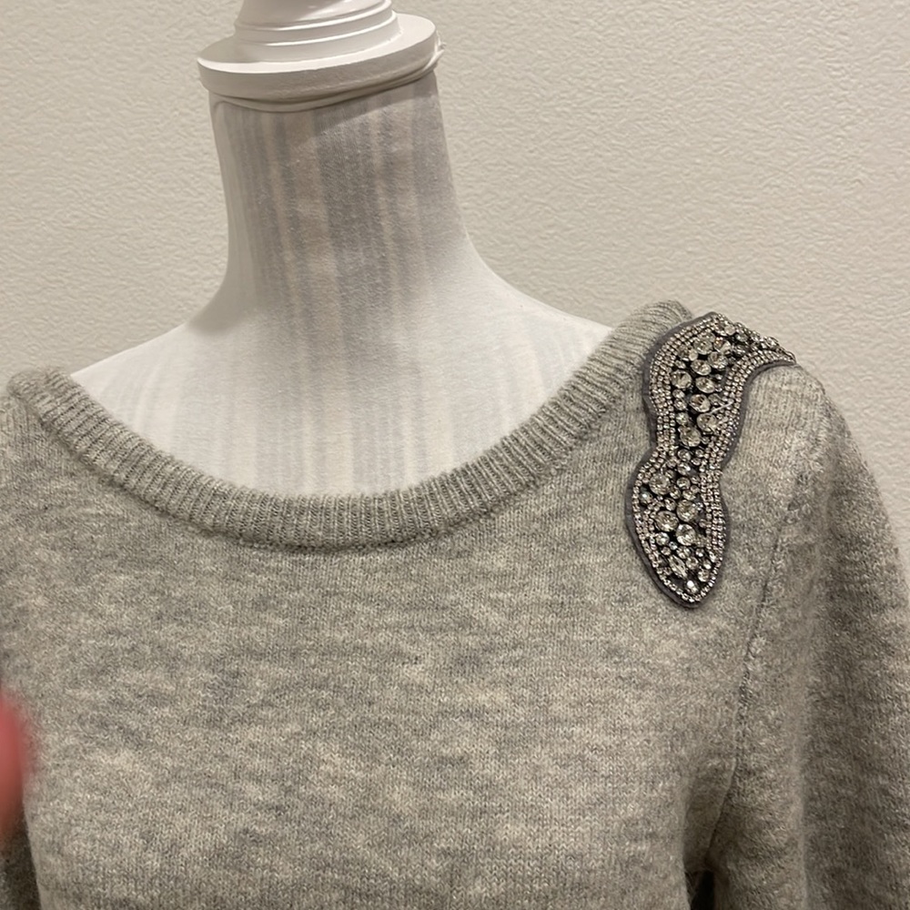 New sweater. Available Size S/M  and M/L - Picture 8 of 11